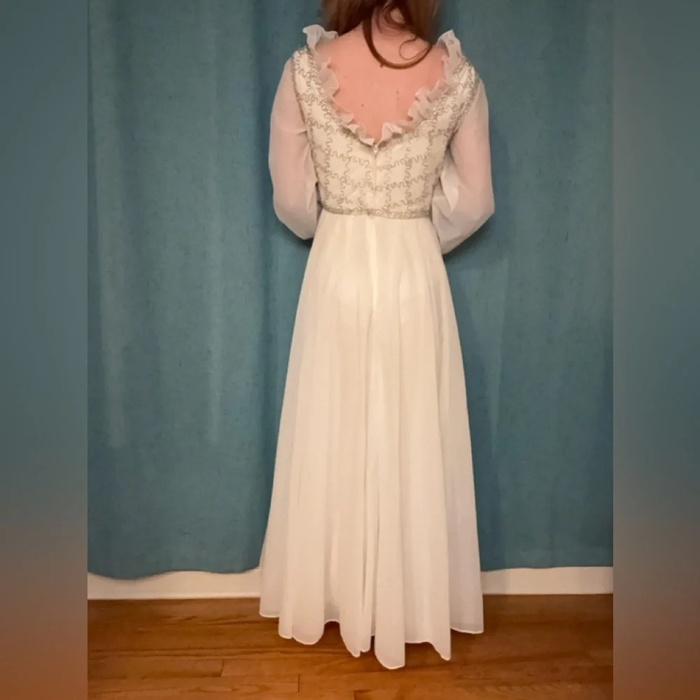 Vintage 1970s Mike Benet Prairie Wedding Dress – Ruffle Collar & Embroidery - Picture 3 of 5
